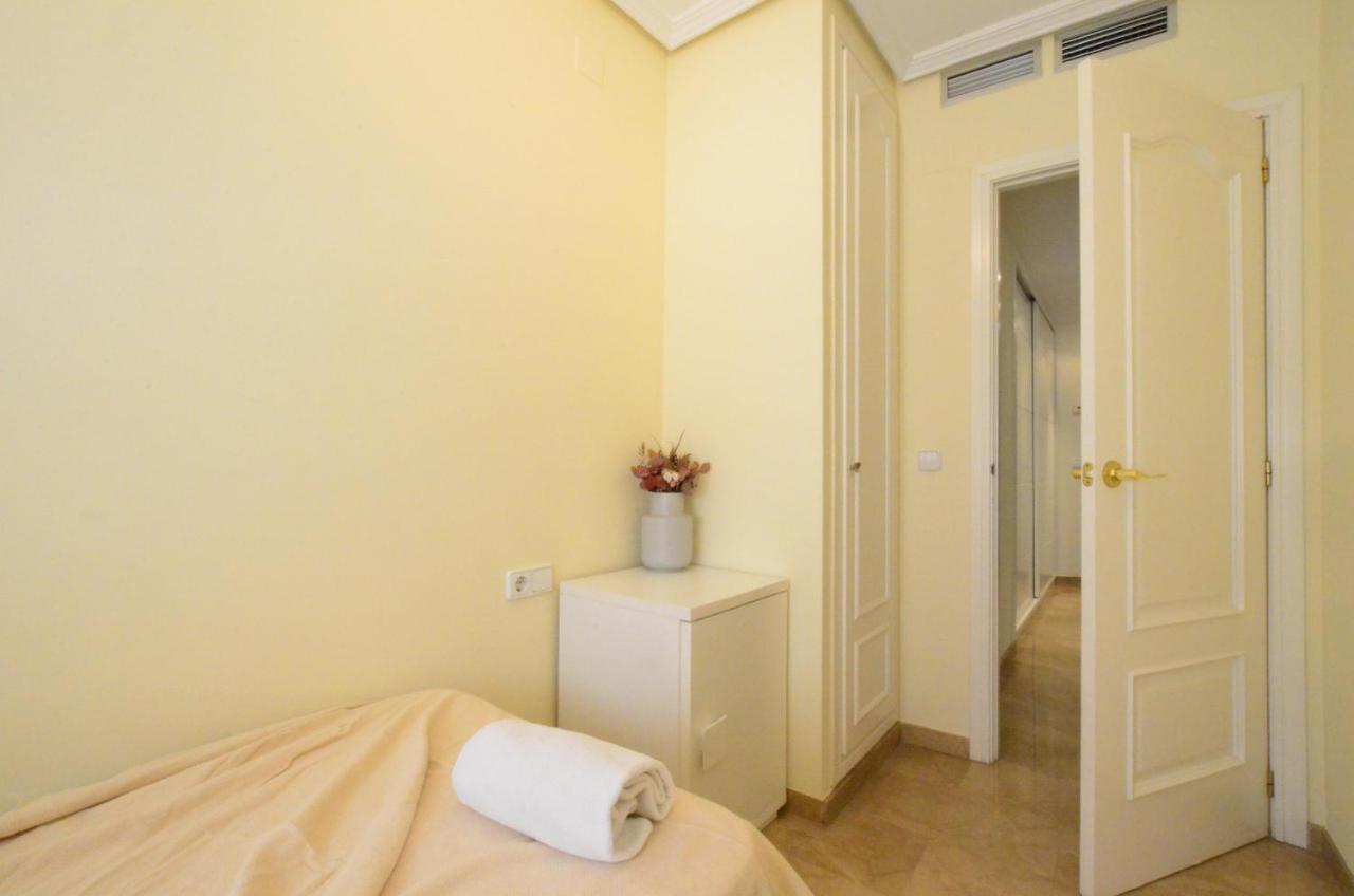 City Center Apartment Valencia Buitenkant foto