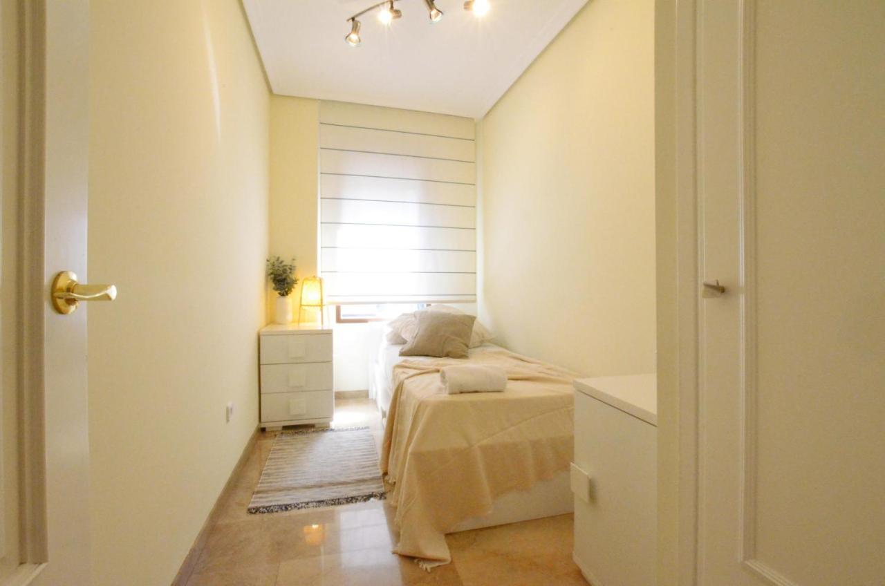 City Center Apartment Valencia Buitenkant foto