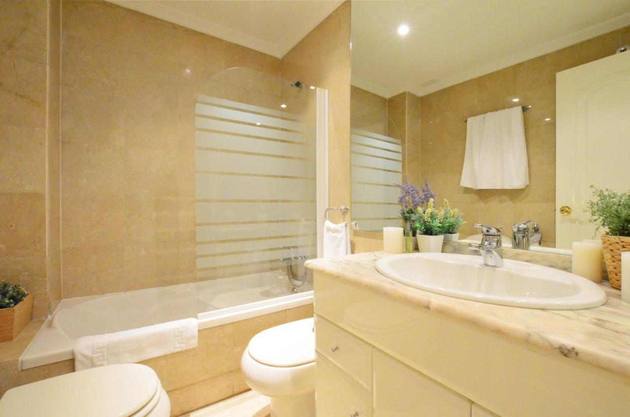 City Center Apartment Valencia Buitenkant foto